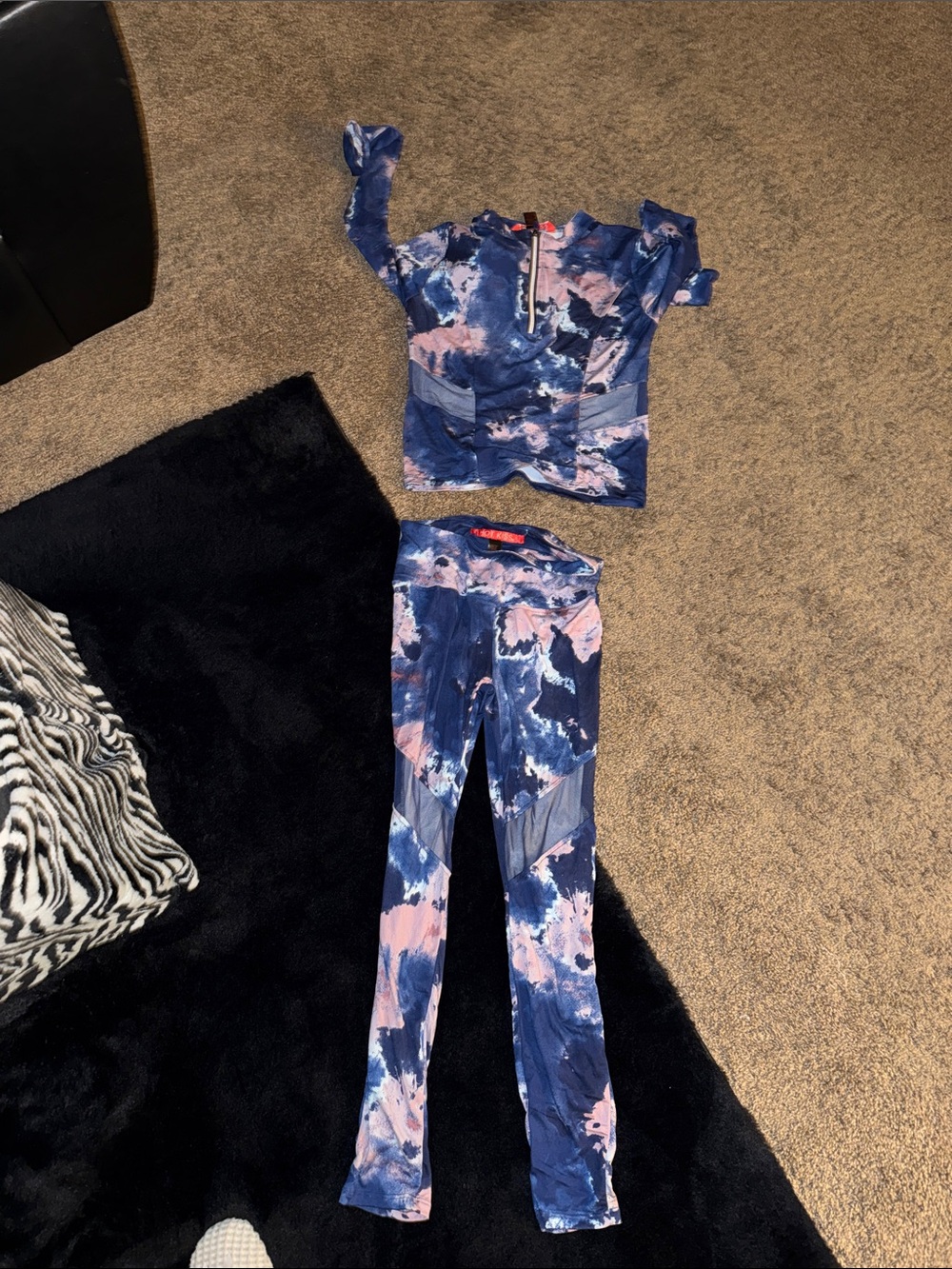 Hot Kiss Navy and Blush Tie-Dye Active Set